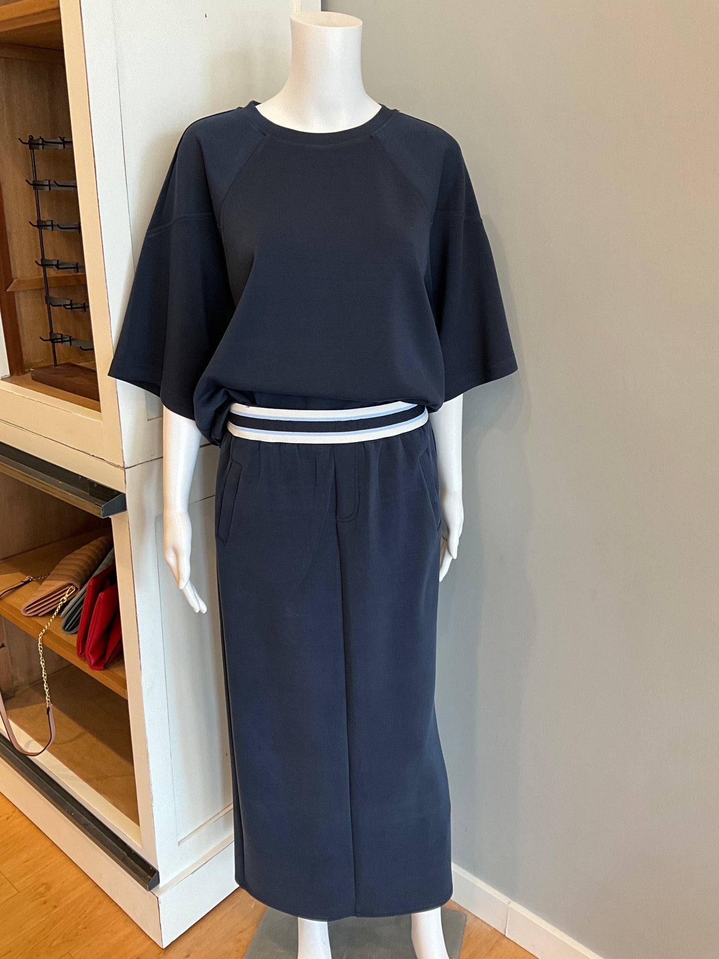 NAVY POLY TOP