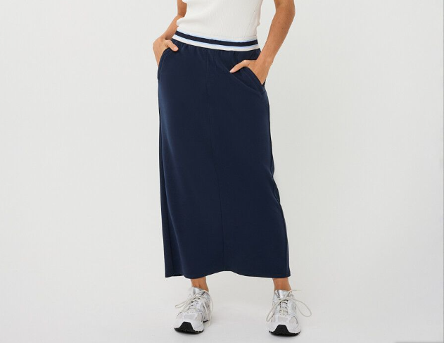 NAVY POLY SKIRT