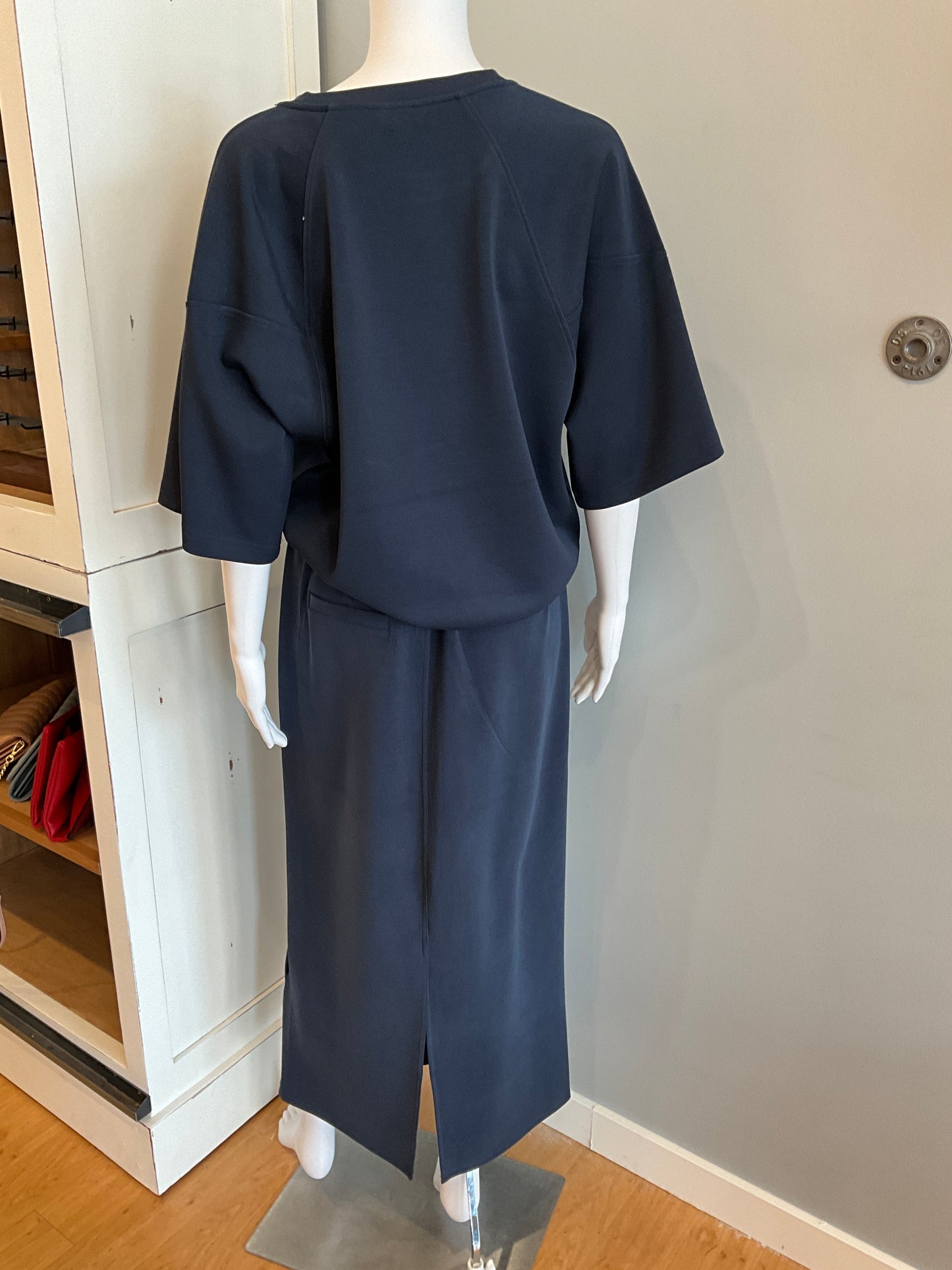 NAVY POLY TOP