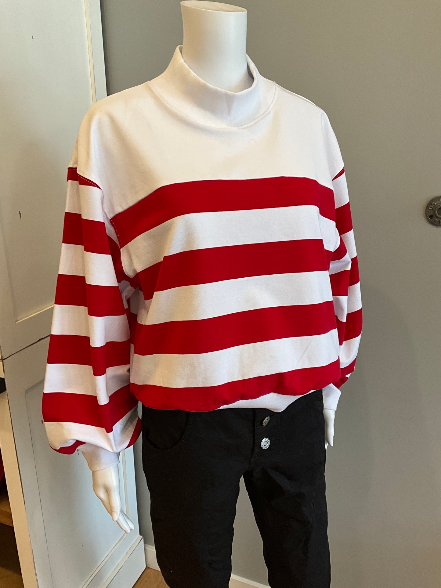 Arwen Long Balloon Sweater
