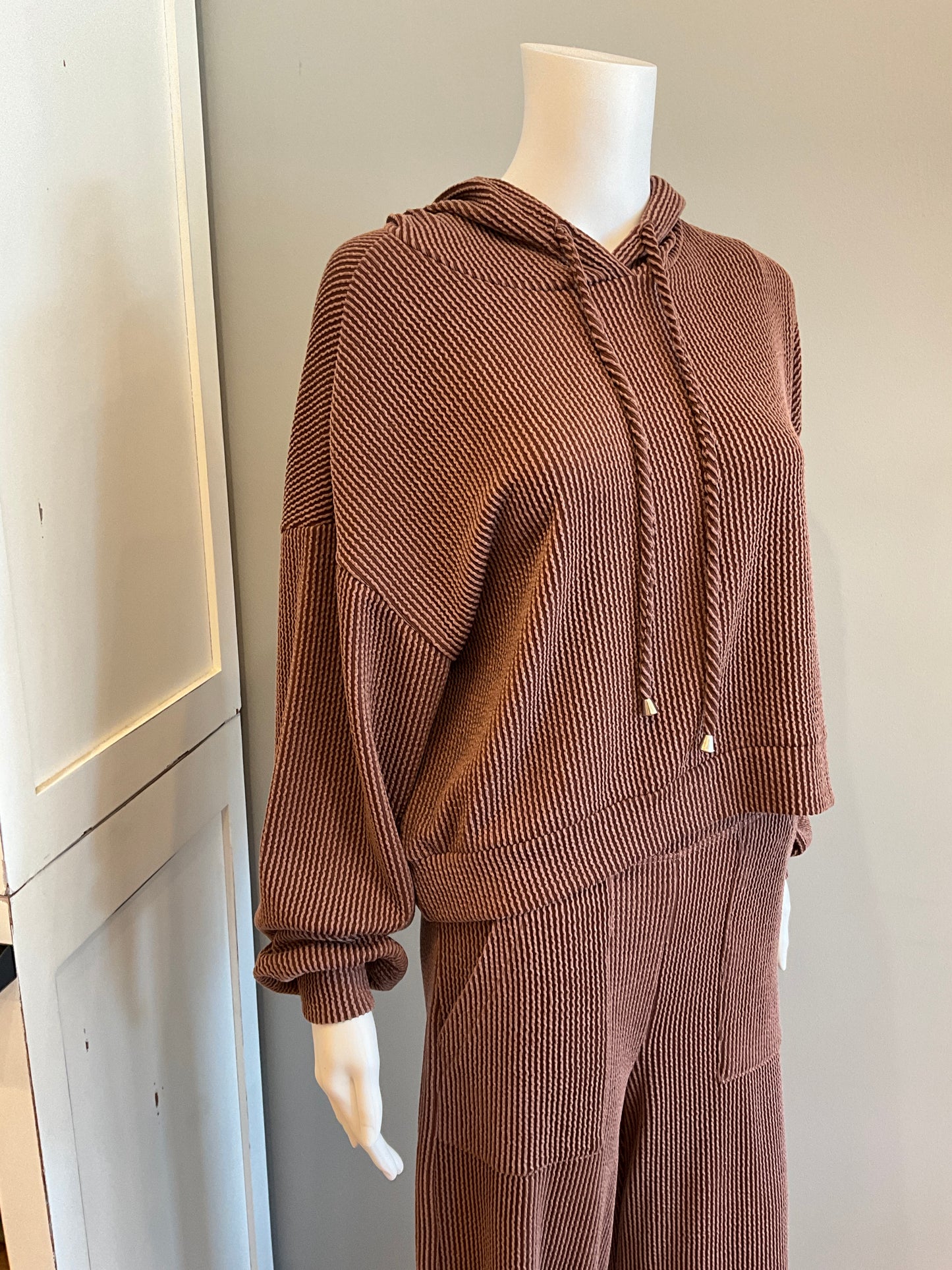 Eloise Urban Rib Pullover Chocolate