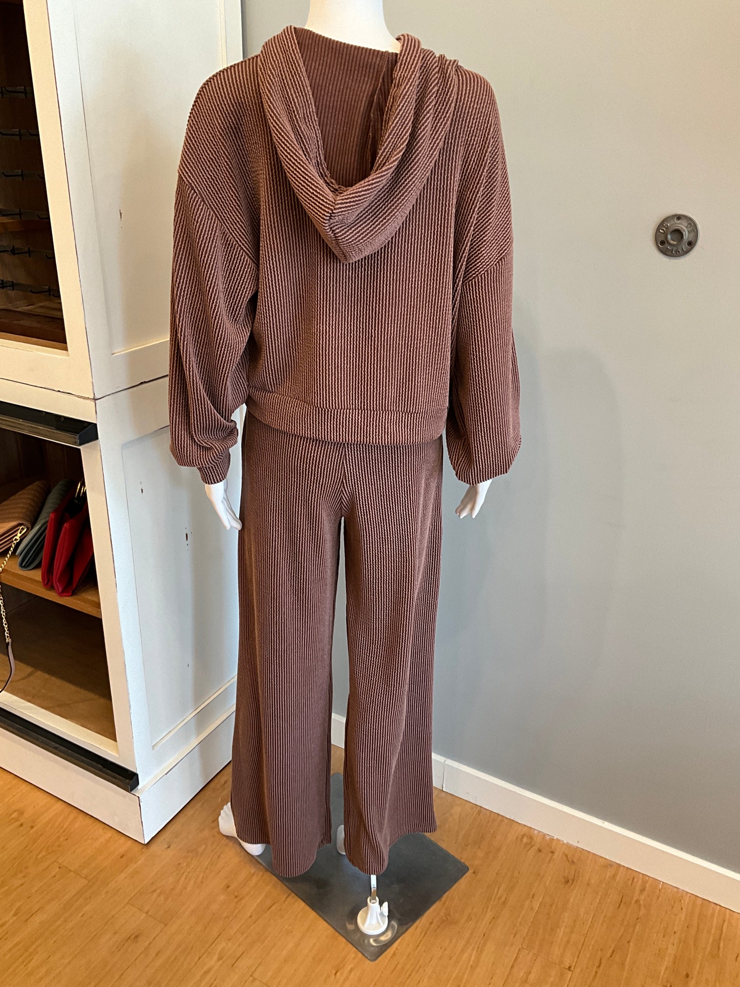 Eloise Urban Rib Pullover Chocolate