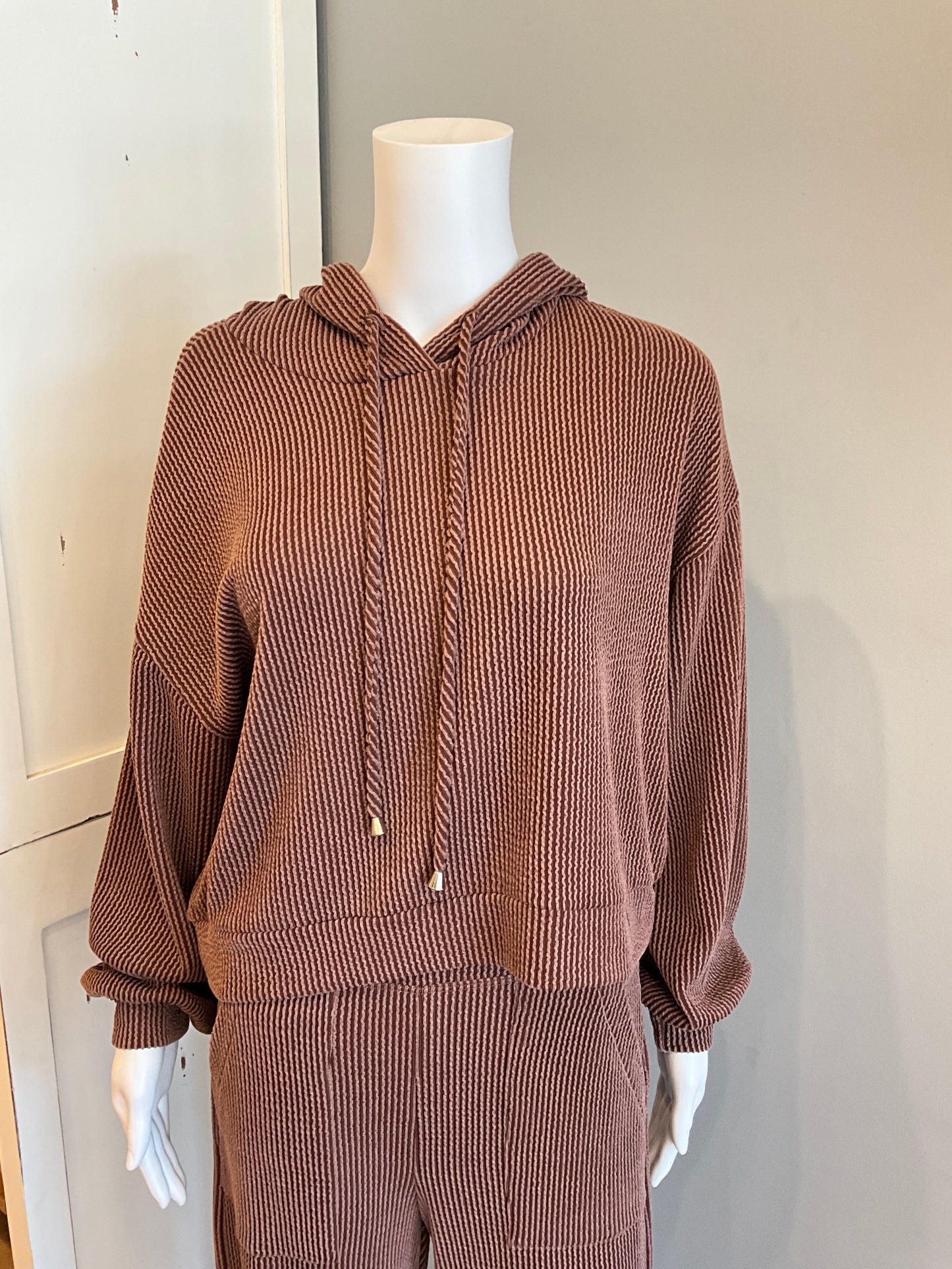 Eloise Urban Rib Pullover Chocolate
