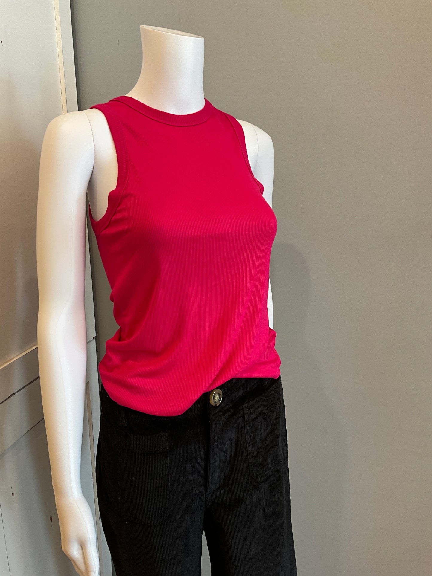 Second Skin Annie Tank Hot Pink