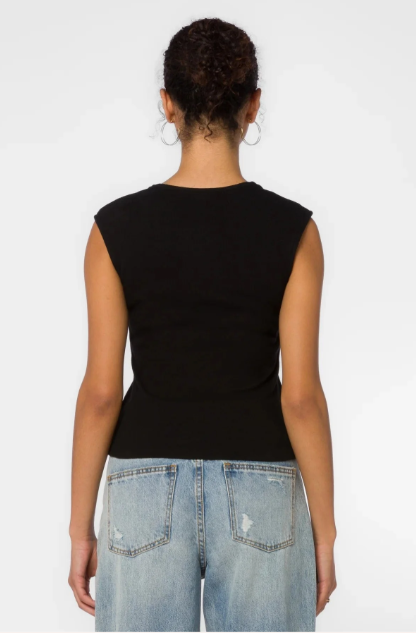 HAYES SQUARE NECK TOP