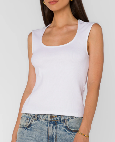 HAYES SQUARE NECK TOP