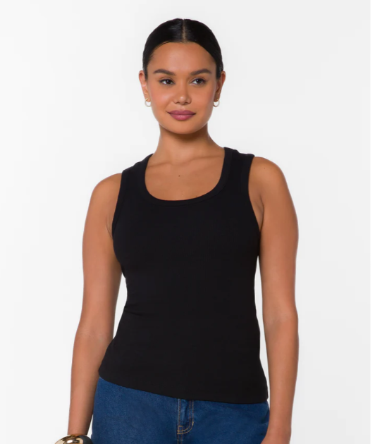 VH LARISA TANK